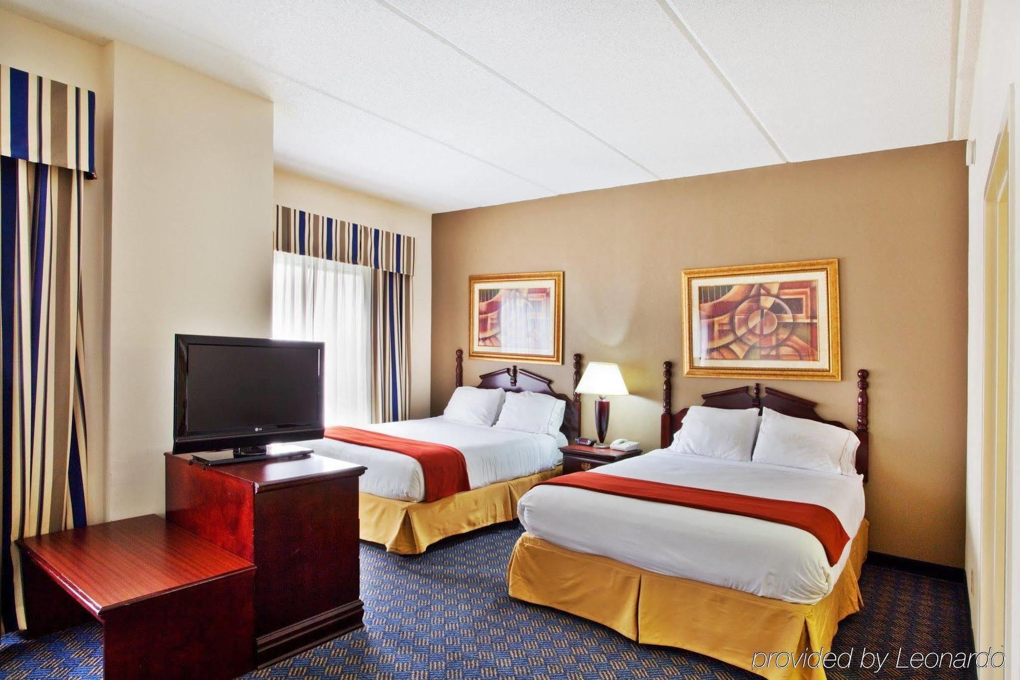 Holiday Inn Express Hotel & Suites Lawrenceville By Ihg Exterior foto
